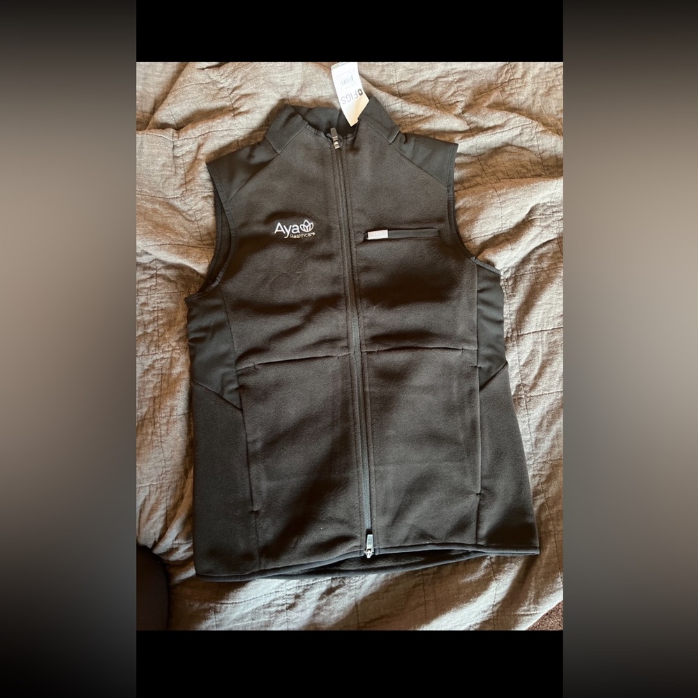 Figs nurse vest